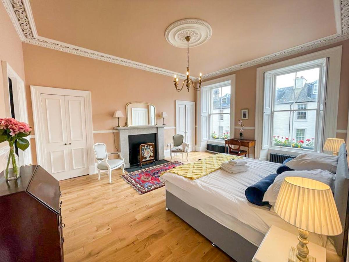 Remarkable 5Br Townhouse With Garden, Sleeps 12 EDI Kültér fotó
