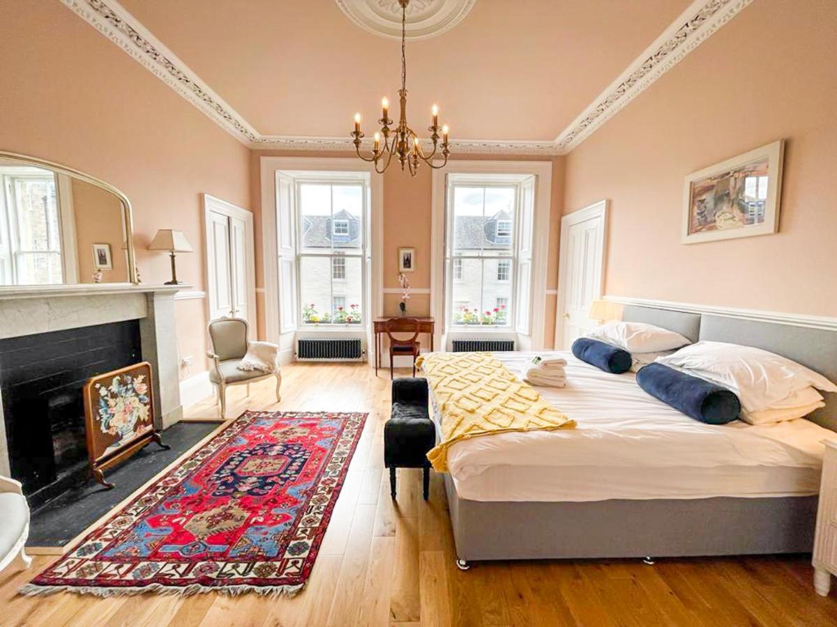Remarkable 5Br Townhouse With Garden, Sleeps 12 EDI Kültér fotó